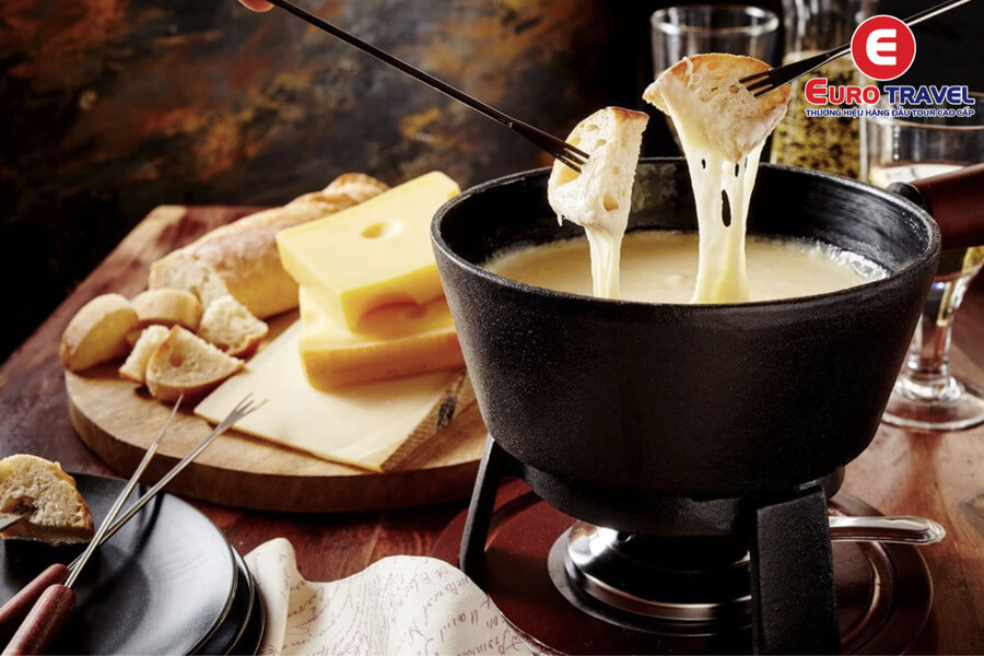 Lẩu phô mai – Cheese fondue