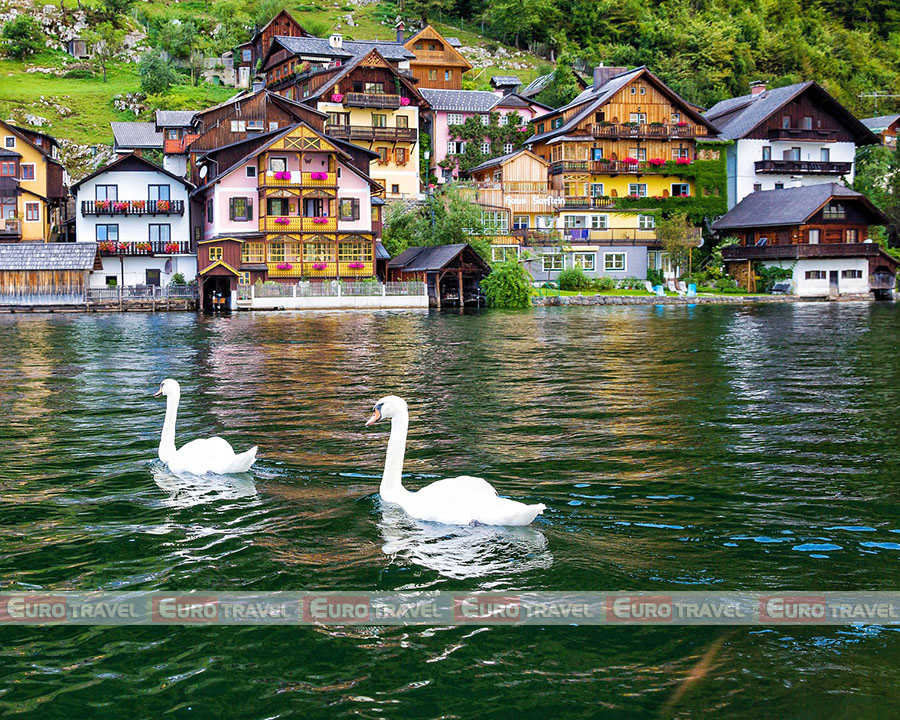 khung-canh-nen-tho-lang-hallstatt__cong-ty-du-lich-chau-au-euro-travel