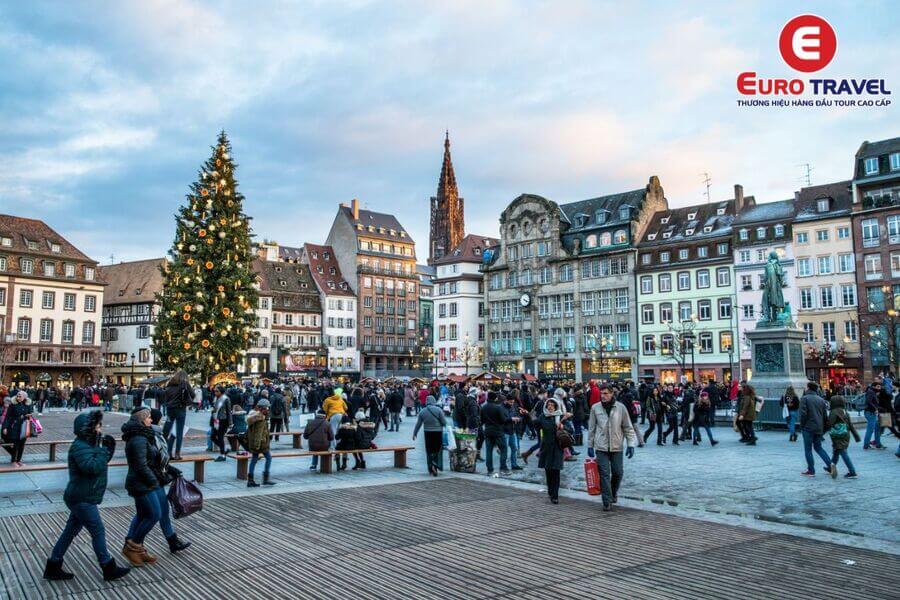 Nên khám phá Strasbourg vào mùa nào trong năm?