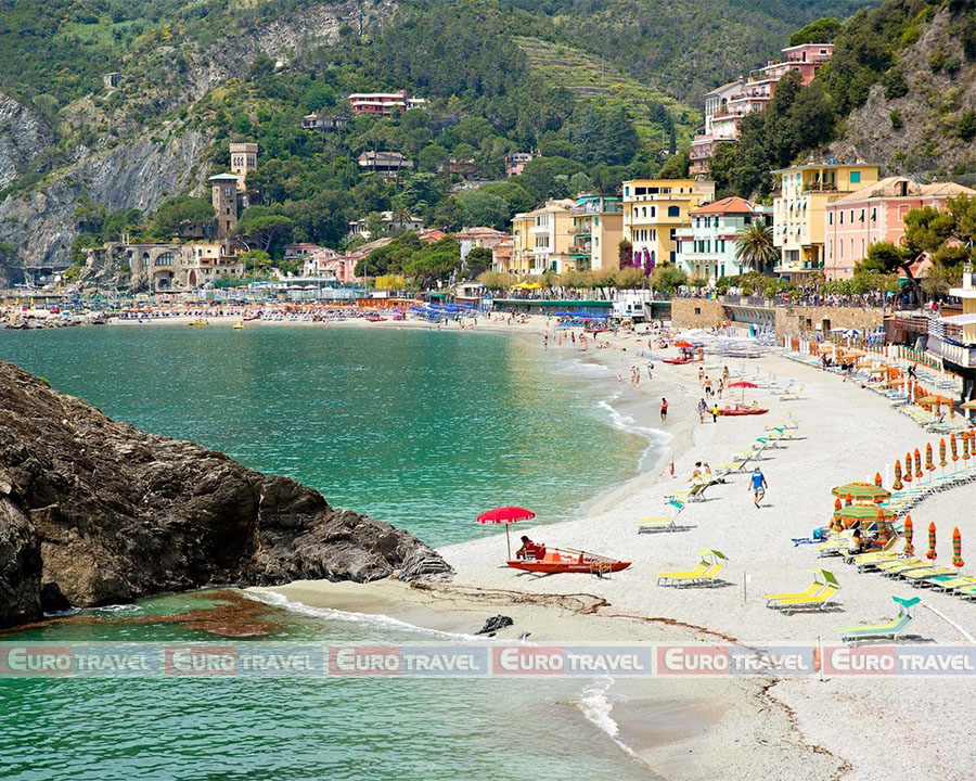 Lang-Monterosso-al-Mare-tai-cinque-terre_cong-ty-du-lich-chau-au-euro-travel
