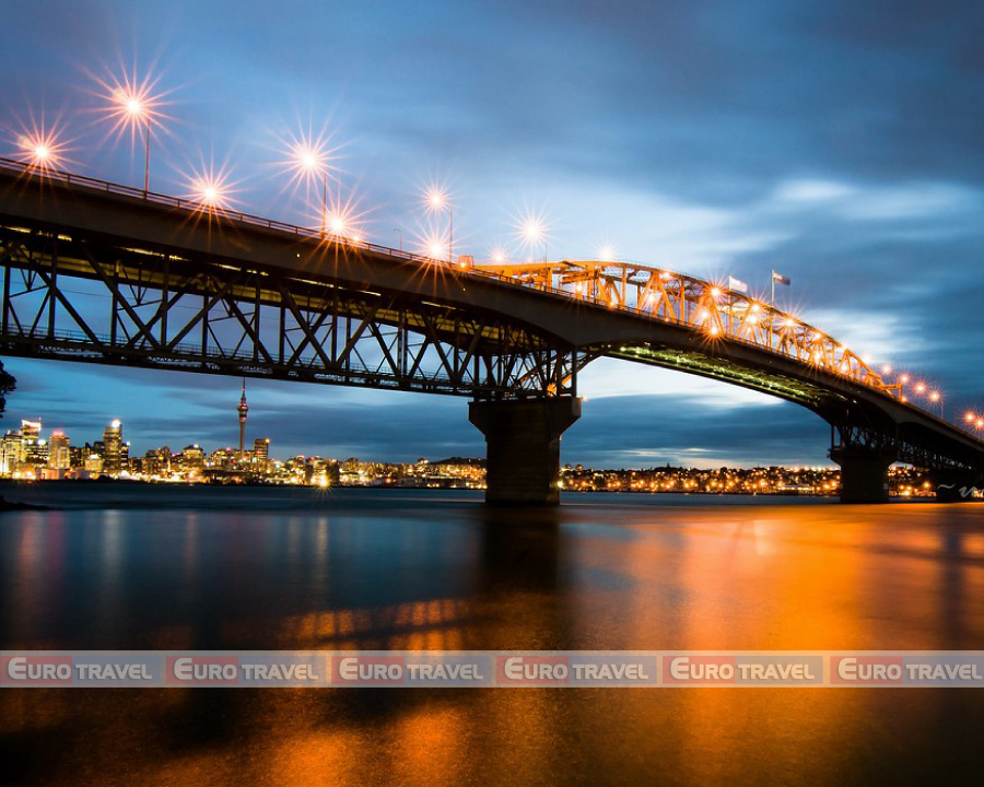 cau-cang-Auckland-Harbour-Bridge_cong-ty-du-lich-chau-au-euro-travel