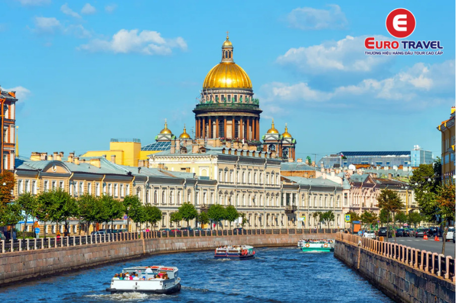 Thành phố Saint Petersburg ở Vịnh Phần Lan