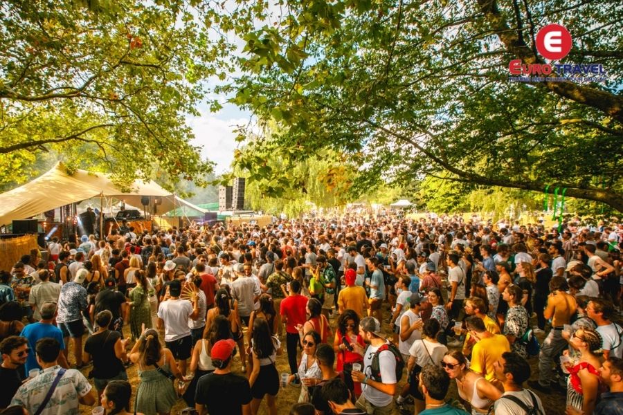 Lễ hội âm nhạc mùa hè tại Pháp