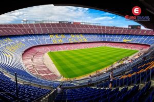 Sân vận động Camp Nou cực lớn tại Barcelona