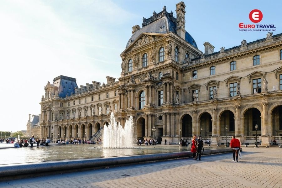 Khám phá bảo tàng Lourve trong hành trình Pháp - Thụy Sĩ - Ý