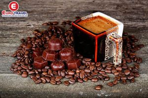 Cẩm nang du lịch Pháp thưởng thức hương vị socola nóng