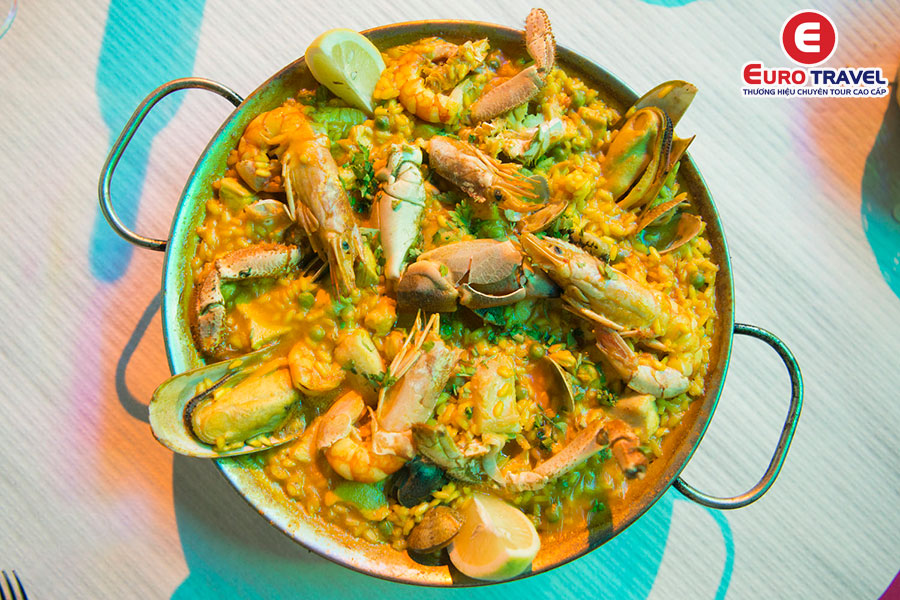 Cẩm nang du lịch Tây Ban Nha khám phá món Paella