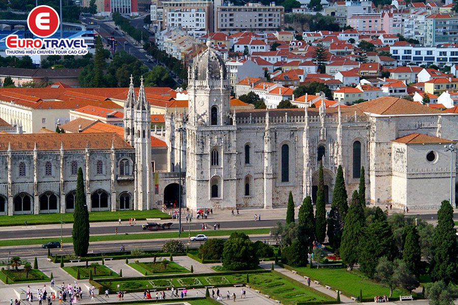 Điểm du lịch Bồ Đào Nha khám phá tu viện Jeronimos