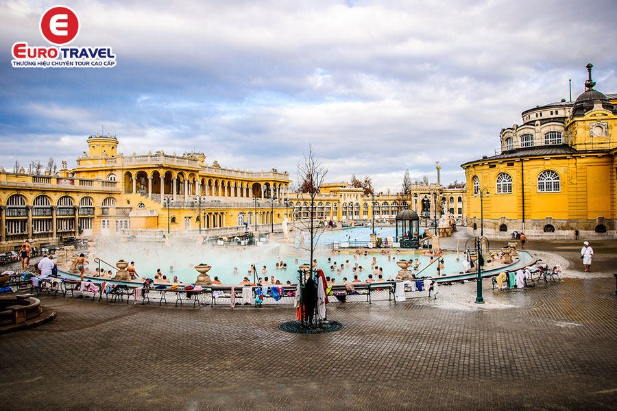 Điểm du lịch Hungary khám phá Spa