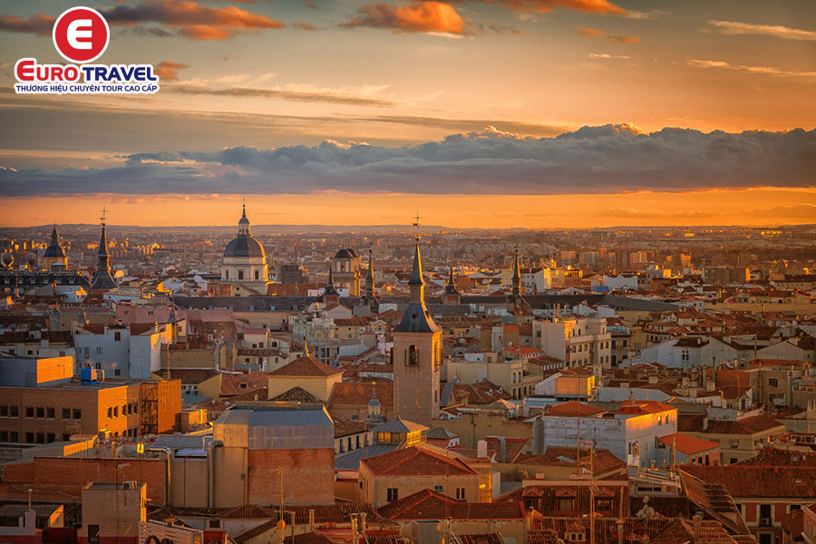 Điểm du lịch Tây Ban Nha tham quan Madrid