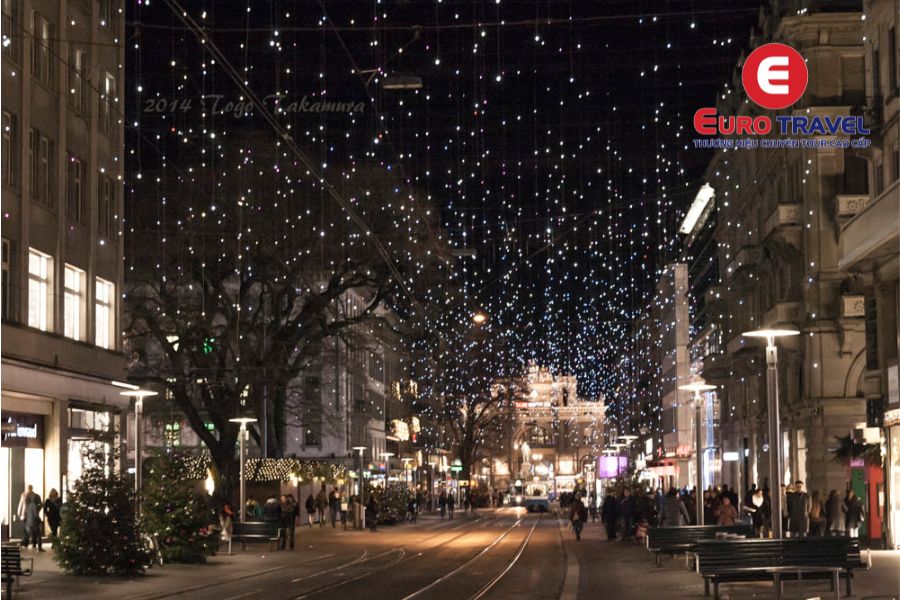 Con đường mua sắm Bahnhofstrasse