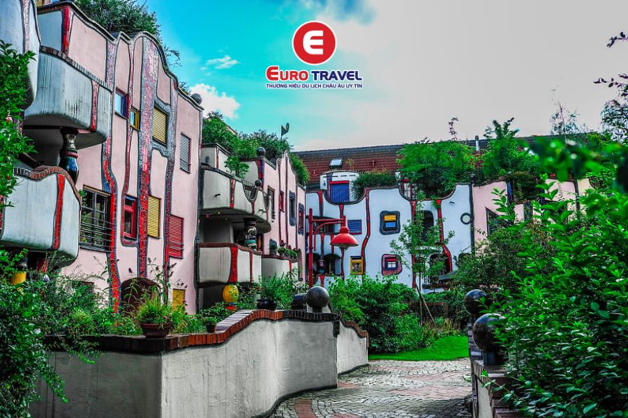 Nhà Hundertwasser với vẻ đẹp độc
