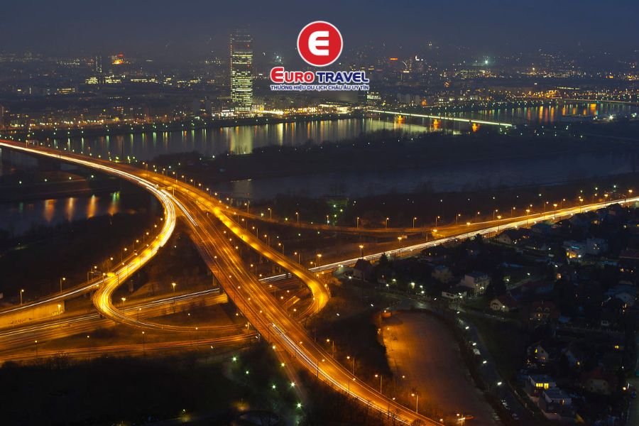 Vienna tuyệt đẹp về đêm