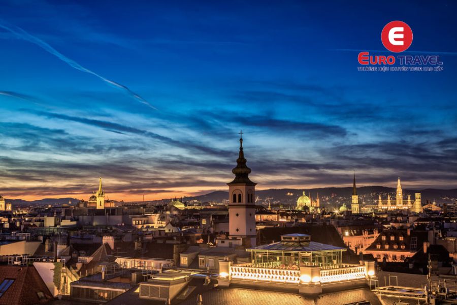 Hoàng hôn tuyệt đẹp tại điểm du lịch Áo, Vienna