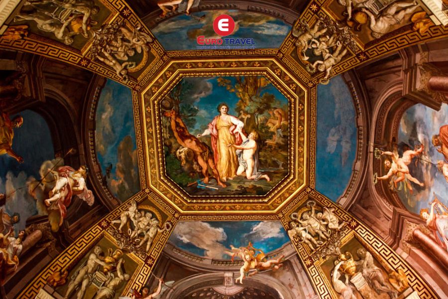 Nhà nguyện mái vòm Sistine và kiệt tác vĩ đại tại điểm du lịch Vatican