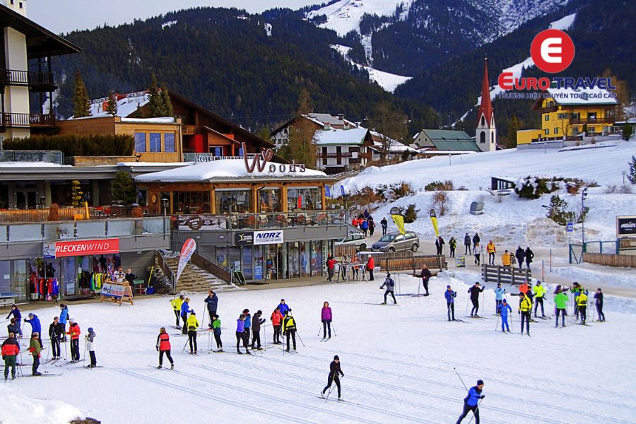 <em>Trung tâm trượt tuyết xuyên quốc gia Seefeld - Tyrol</em>