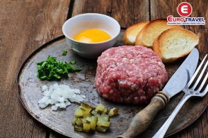 Ẩm thực Nice trải nghiệm món Steak Tartare