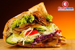 Ẩm thực Thổ Nhĩ Kỳ thưởng thức Kebab