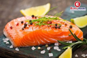 Cẩm nang du lịch Nga thưởng thức hương vị cá hồi đặc trưng