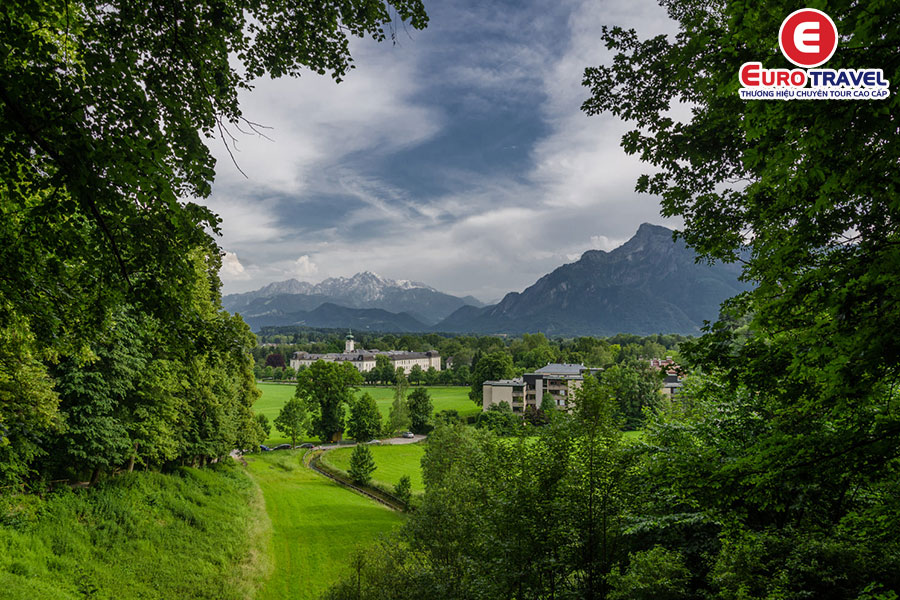 Cẩm nang du lịch Salzburg nên tham quan mùa nào
