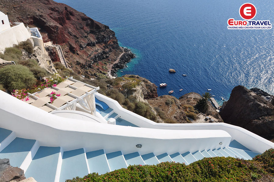 Điểm du lịch Hy Lạp và vẻ đẹp thơ mộng tại Santorini