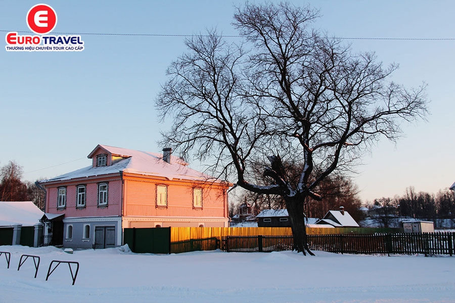 Điểm du lịch Nga tham quan Suzdal