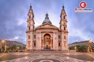 Tham quan St Stephen Basilica tại Budapest