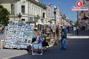 Tham quan phố cổ Arbat tại Nga