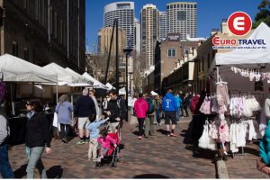 Khu The Rocks thu hút sự yêu thích của nhiều du khách