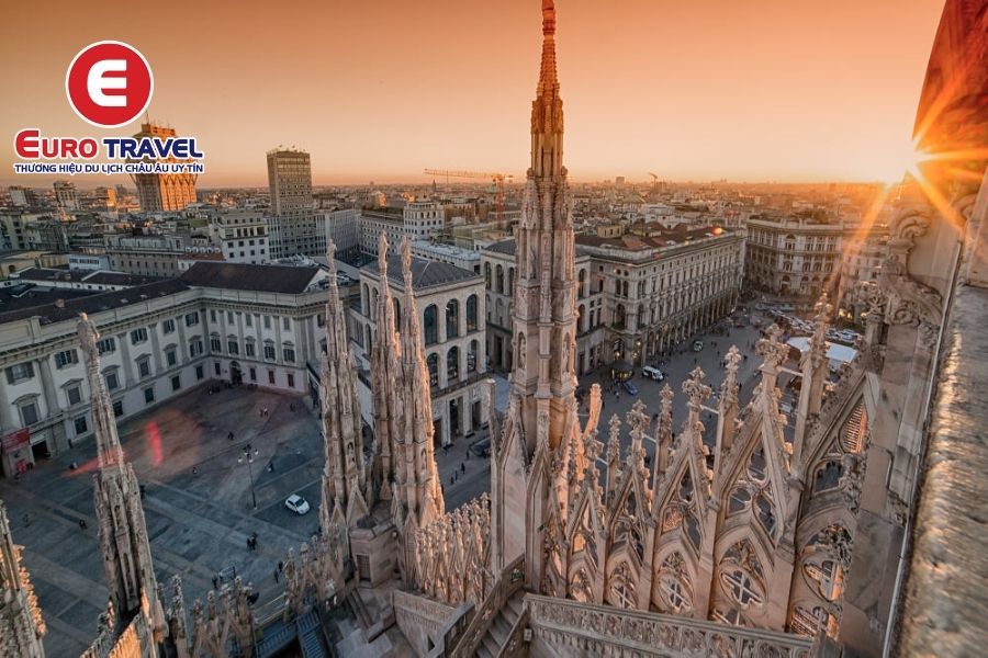 Milan cổ kính trong ánh hoàng hôn