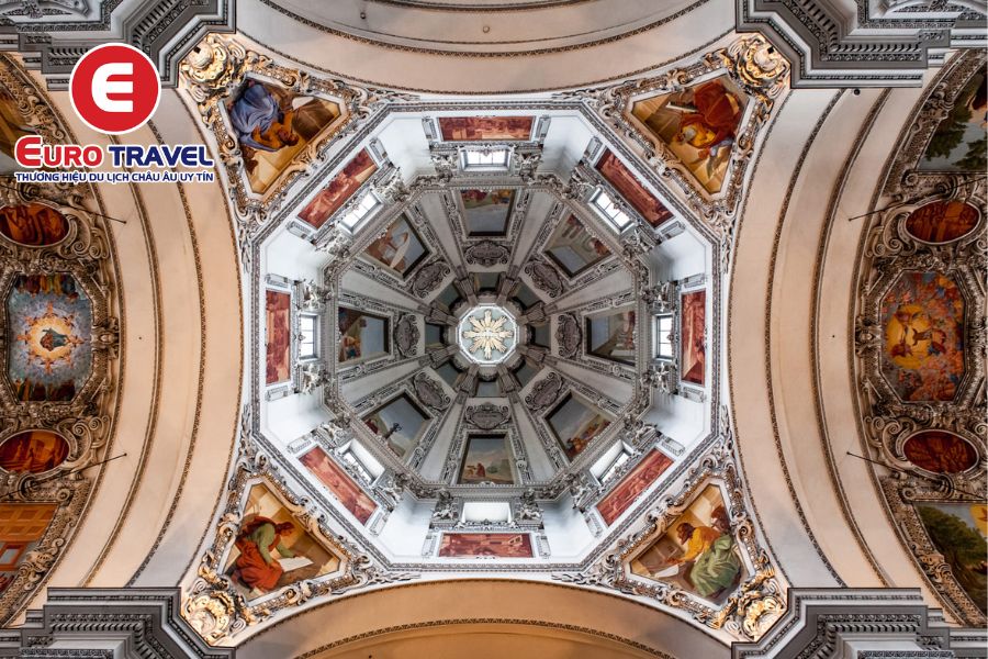 Nhà thờ Salzburg mang thiết kế mái vòm vô cùng độc đáo