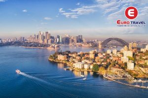 Ngồi trên du thuyền ngắm vịnh Sydney là trải nghiệm không nên bỏ lỡ trong tour Úc 2023