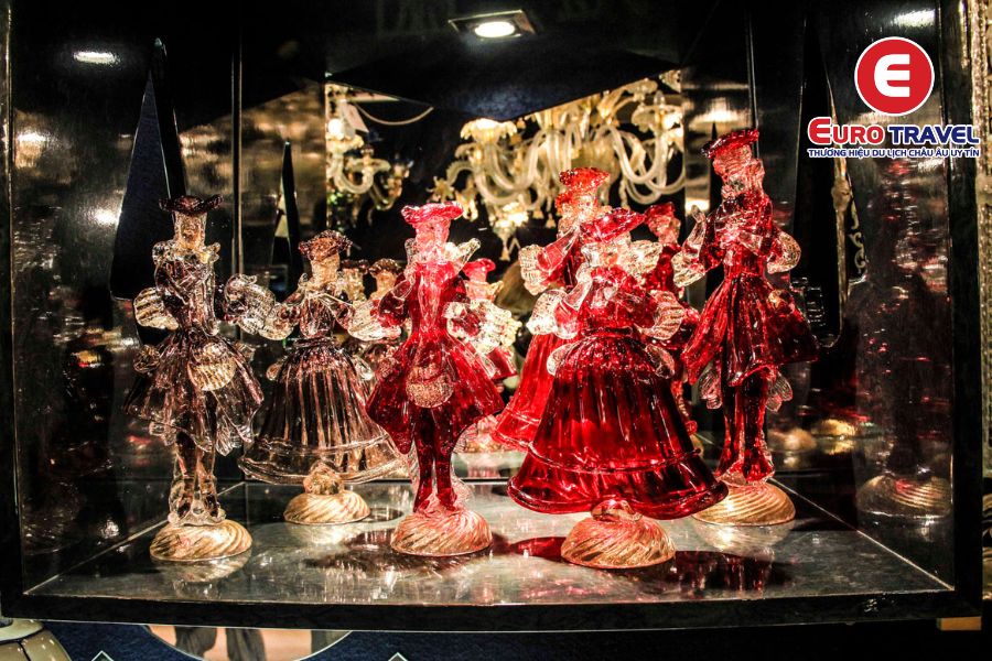 Kinh nghiệm du lịch Venice thăm Bảo Tàng Thuỷ Tinh Murano