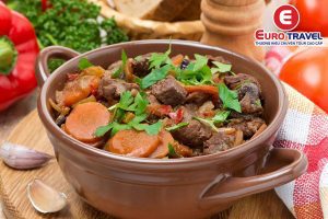 Ẩm thực miền Nam Pháp trải nghiệm Daube Provencale