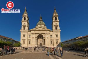 Điểm du lịch Budapest tham quan St.Stephen