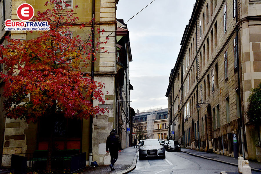 Điểm du lịch Geneva khám phá Old Town