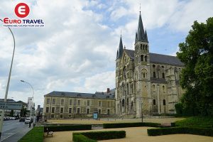 Điểm du lịch Reims ghé thăm Musée Saint Remi
