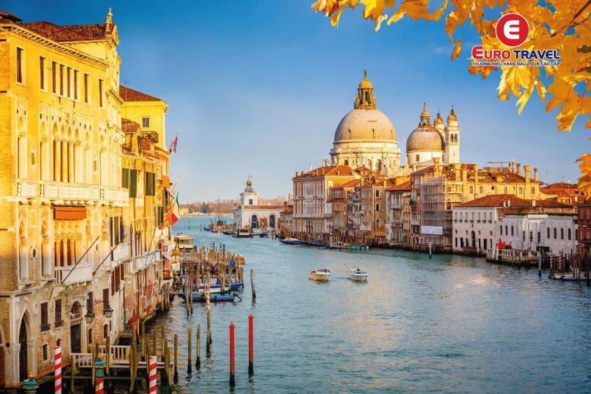 Thành phố Venice - thành phố tình yêu lãng mạn nhất châu Âu 