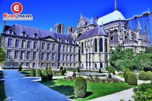 Palais du Tau điểm tham quan tại Reims