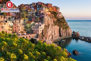 Tham quan Cinque Terre mùa xuân
