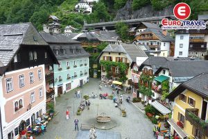 Tham quan quảng trường chợ Hallstatt