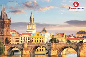 Thưởng ngoạn cầu Charles tại Czech
