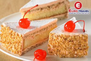 Trải nghiệm hương vị Zuger Kirschtorte tại Zurich