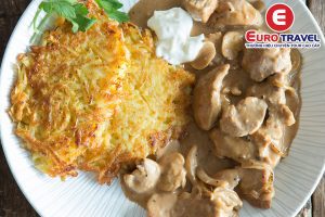 Zurcher Geschnetzeltes ẩm thực tại Zurich