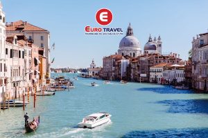 Kênh đào lớn Canale Grande chính là điểm du lịch Venice vô cùng lý tưởng