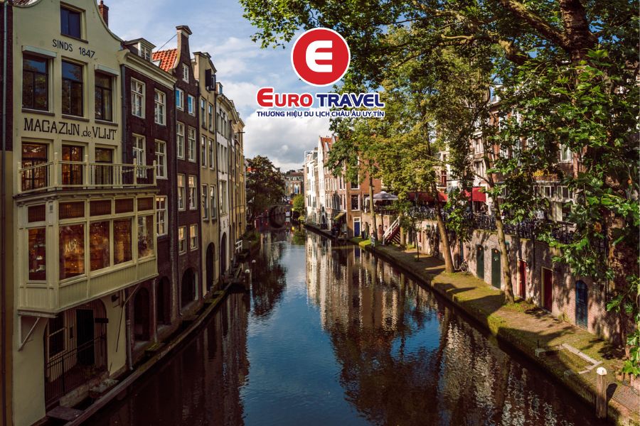Thành phố Utrecht trong tour du lich chau Au đến Hà Lan