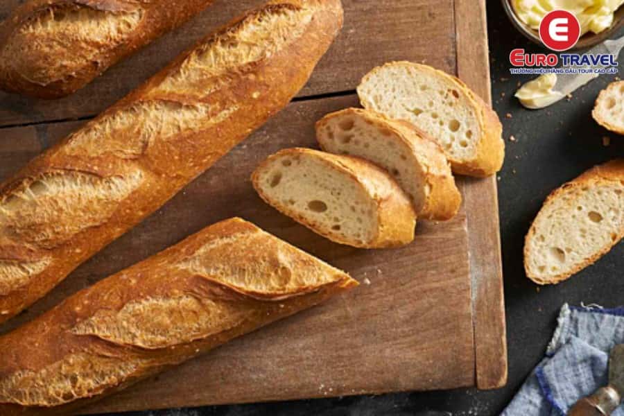 Bánh mì - Niềm tự hào của người dân Pháp