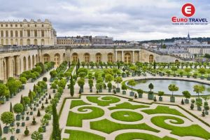 Du khách nên ghé thăm cung điện Versailles vào mùa hè - Eurotravel