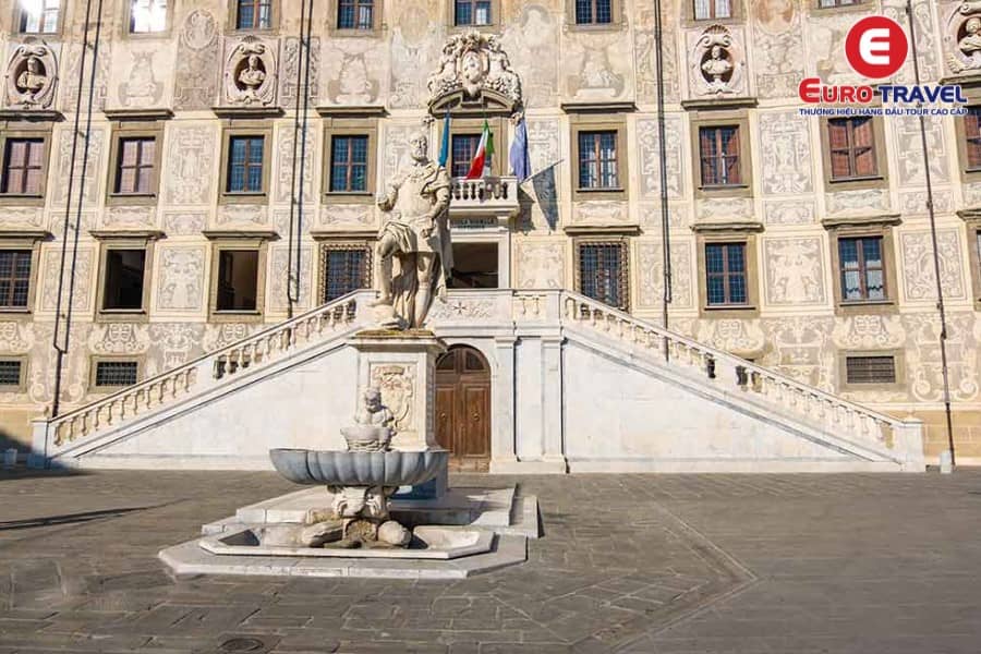Quảng trường Knight’s Square (Piazza dei Cavalieri)
