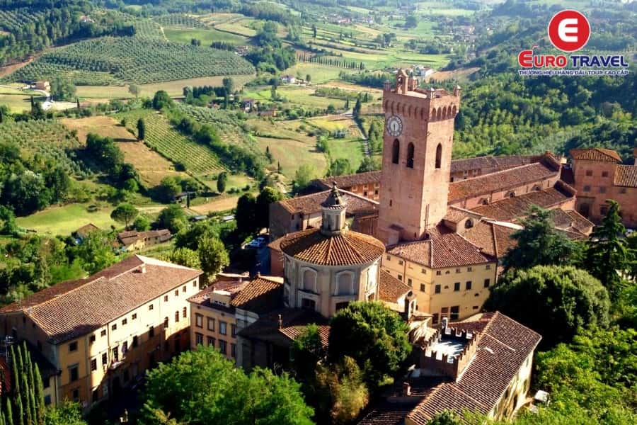 Đồi Pisan - Con đường rượu vang nổi tiếng vùng Tuscany